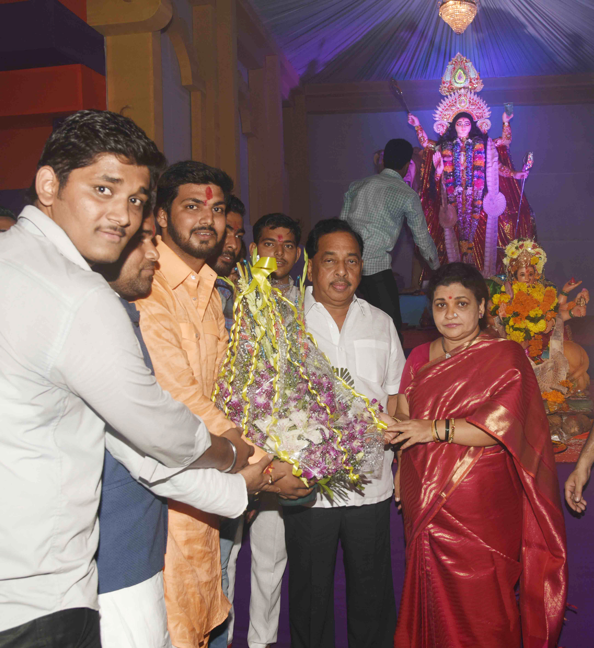 Ex.Chief Minister & Senior Congress Leader Narayanrao Rane Ambe Mata Darshan.