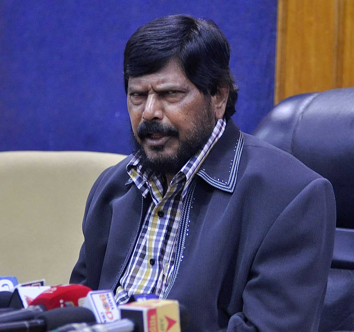 RPI National Leader & MP Ramdas Athawale Press Conference at Nagpur Ravi Bhavan.