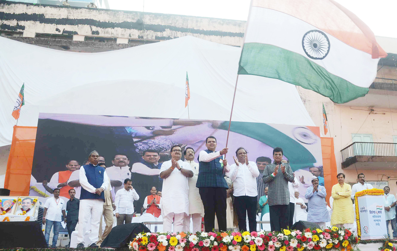 Chief Minister Devendra Fadnavis At Tiranga Ekta Rally with thousands of citizens and karyakartas at Kamgar Maidan, Mumbai.