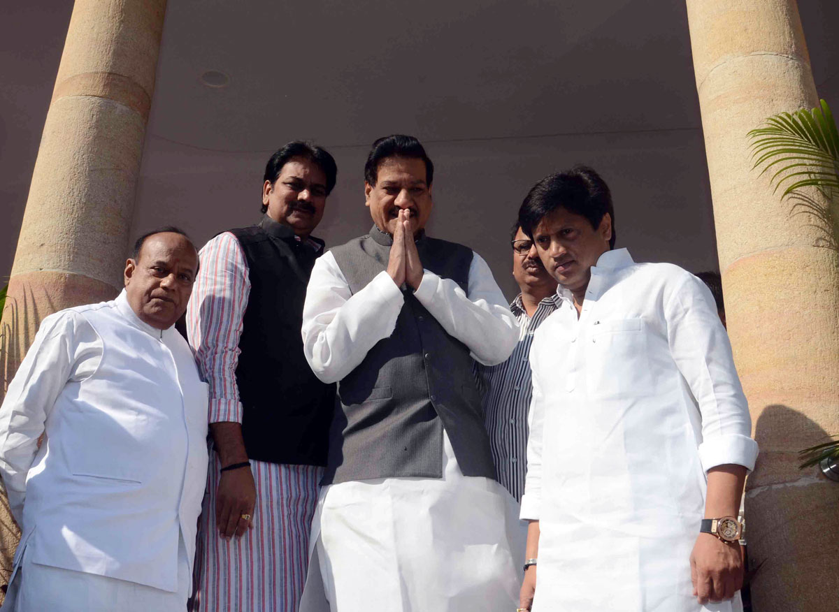 Chief Minister Prithviraj Chavan at Nagpur vidhan bhavan on 1st day of winter session.