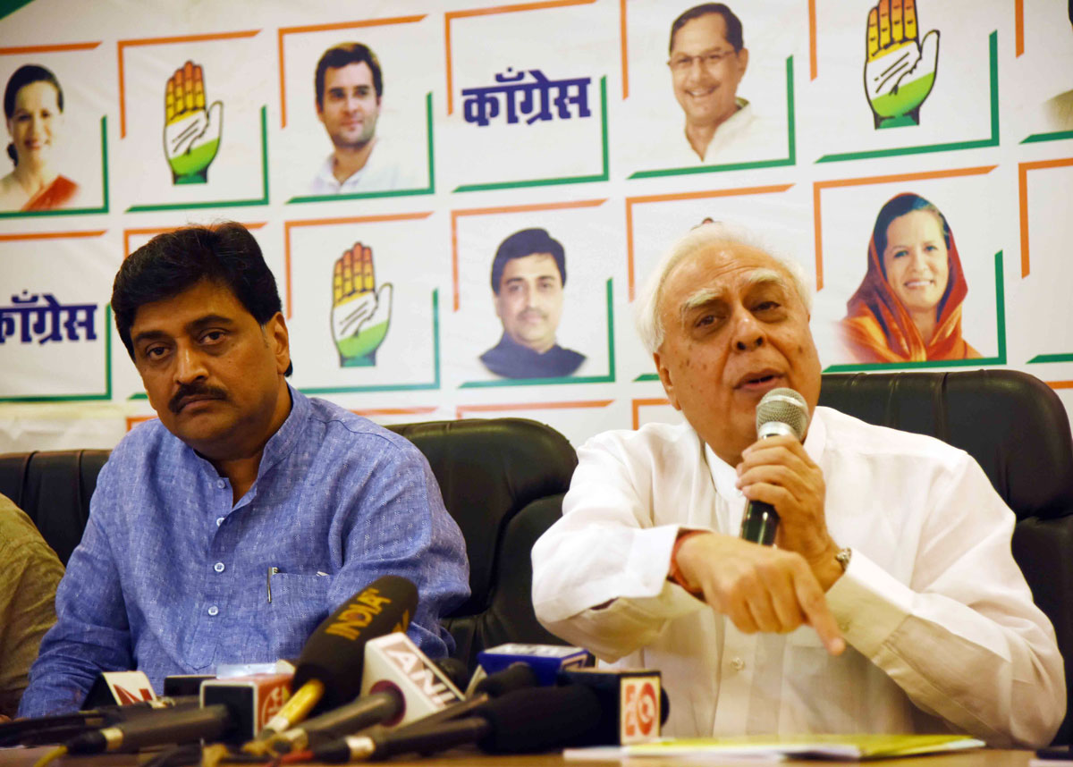 Congress Party Senior Leader Kapil Sibal & Ashokrao Chavan Press Conference at Gandhi Bhavan.