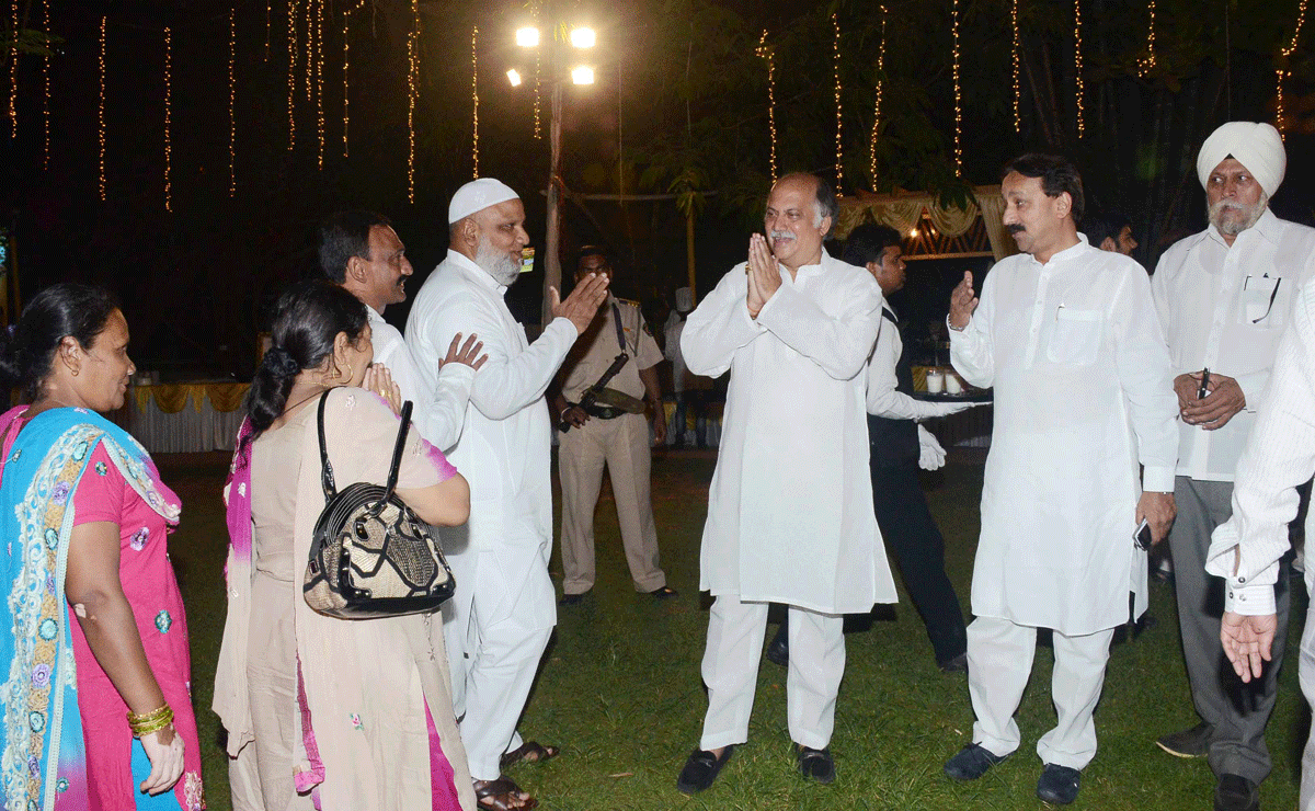 AICC Gen.Sec.Ex.MP.Gurudas Kamat Organized Minority Get Together at Andheri.