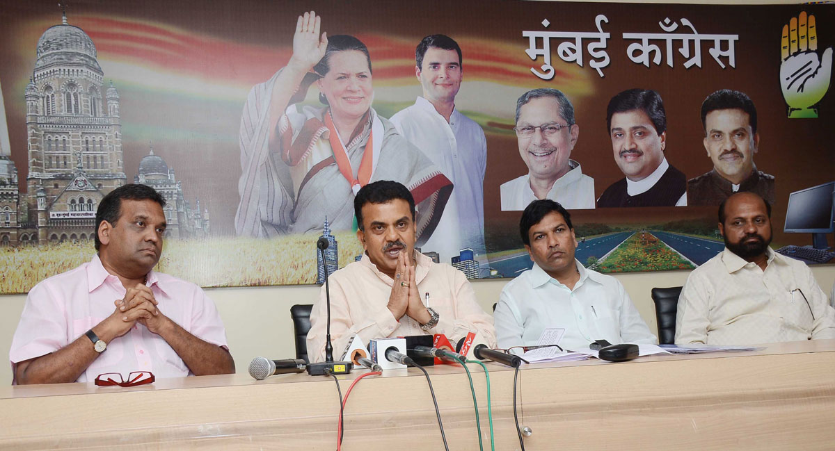 Mumbai Congress President Sanjay Nirupam Press Conference at Rajiv Gandhi Bhavan.