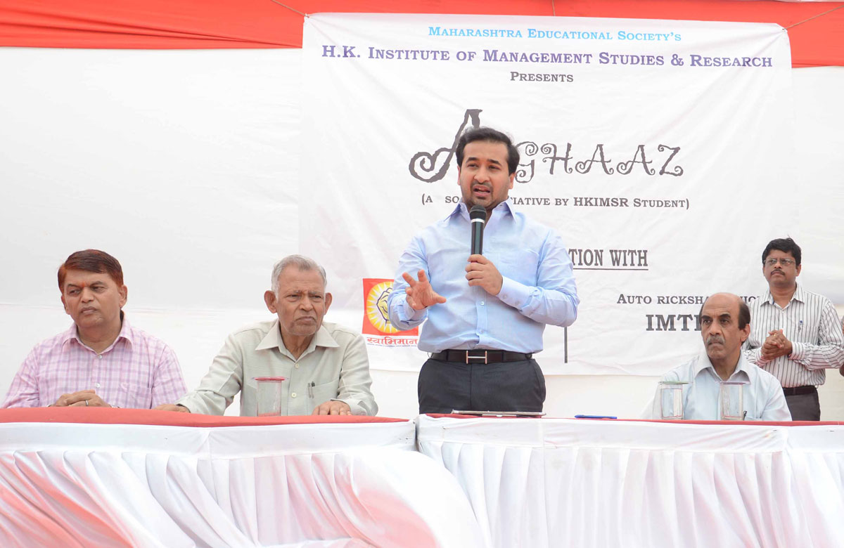 SWABHIMAAN SANGHATANA PRESIDENT NITESH RANE AT OSHIWARA JOGESHWARI.