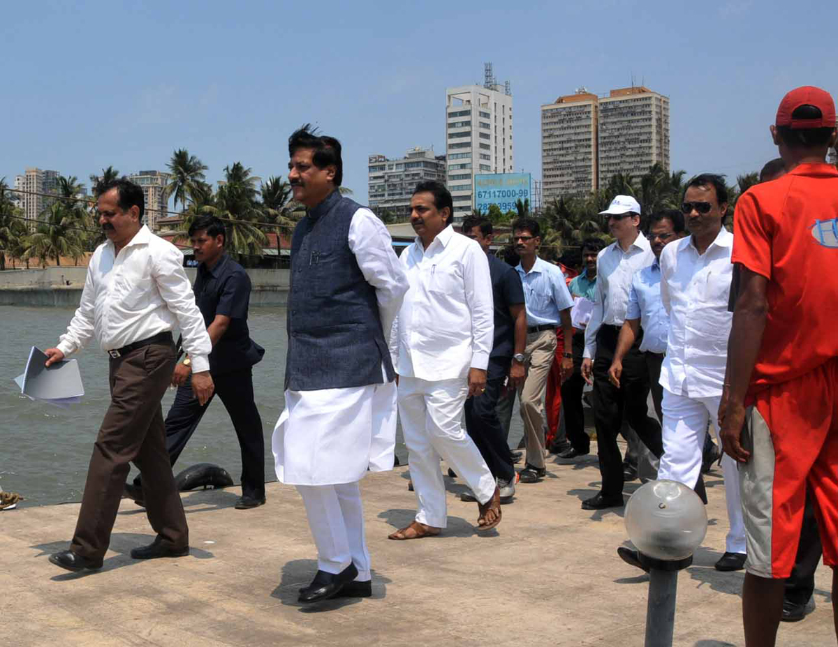 CHIEF MINISTER PRITHVIRAJ CHAVAN & DY.CHIEF MINISTER AJIT PAWAR & GUARDIAN MINISTER JAYANT PATIL