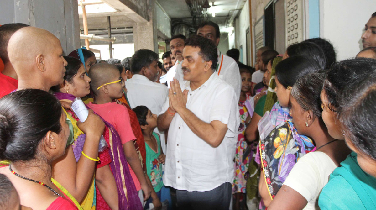 AICC Congress Leader Rahul Gandhi Birthday Celebration by Sanjay Nirupam, President, Mumbai Congress at Bandra.