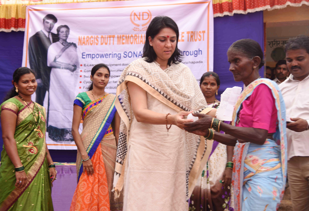 Nargis Dutt Memorial Charitable Trust Ex.MP Priya Dutt in Tribal Village Borichapada Sonavegaon Palghar Dist.