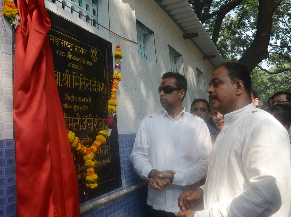 UNION MINISTER & MP.MILIND DEORA IN SOUTH MUMBAI TO INAUGURATE THE COMPLETED WORK FROM MP & MLA FUNDS.