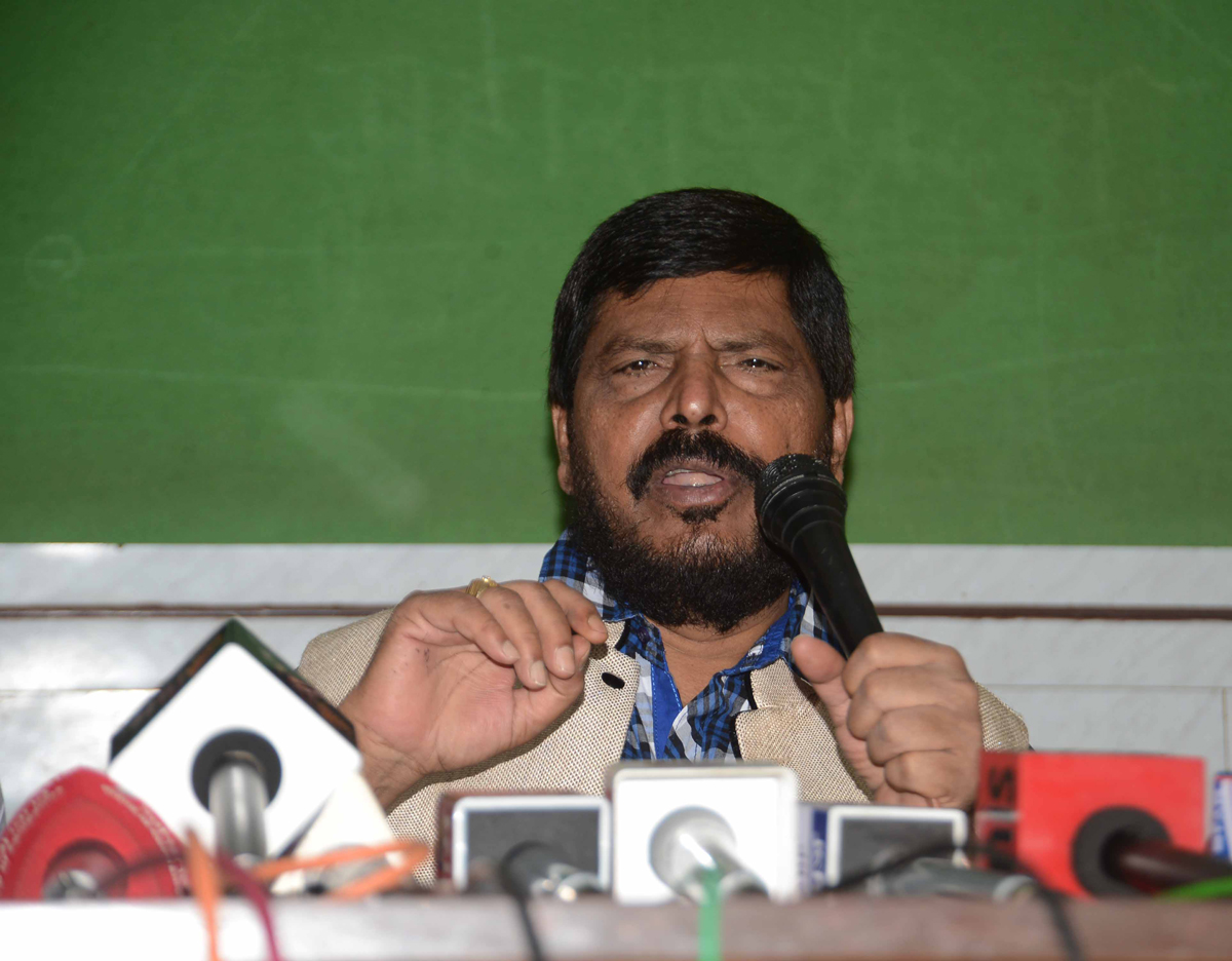 RPI Leader Ramdas Athawale Press Conference at Mumbai Marathi Patarakar Sangh Azad Maidan.