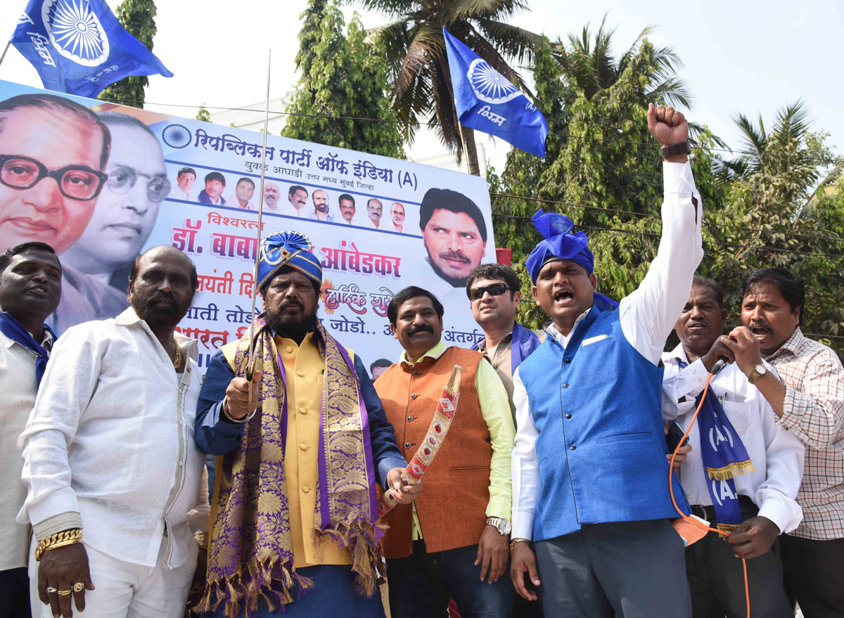 MP & RPI President Ramdas Athawale Bharat Bhim Yatra in Mumbai From Dahisar Naka To Dadar Chaity Bhumi.
