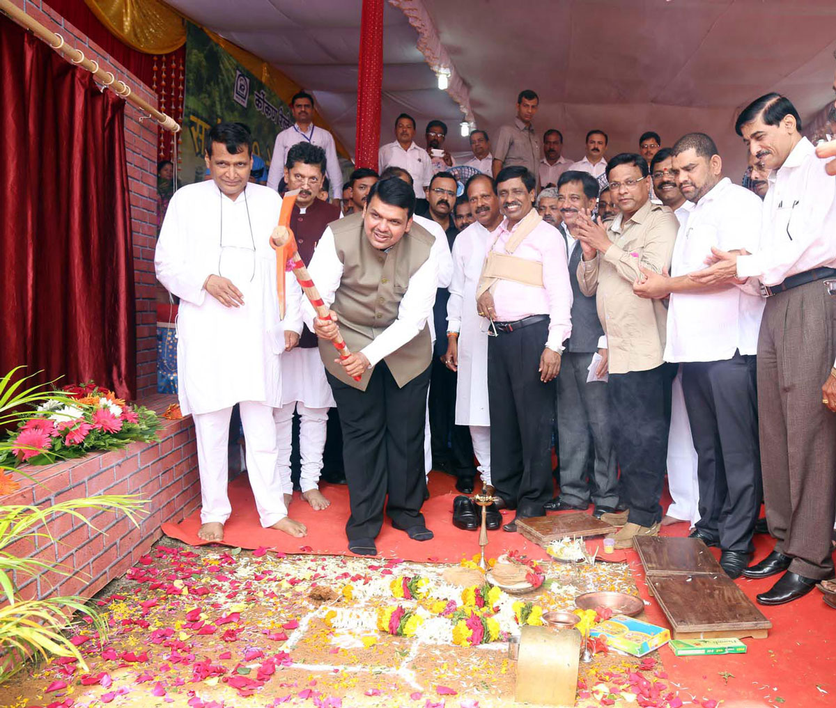 Sawantwadi Railway Terminus Bhoomi Pujan by hands of Railway Minister Suresh Prabhu in Chief Presence of Chief Minister Devendra Fadnavis.