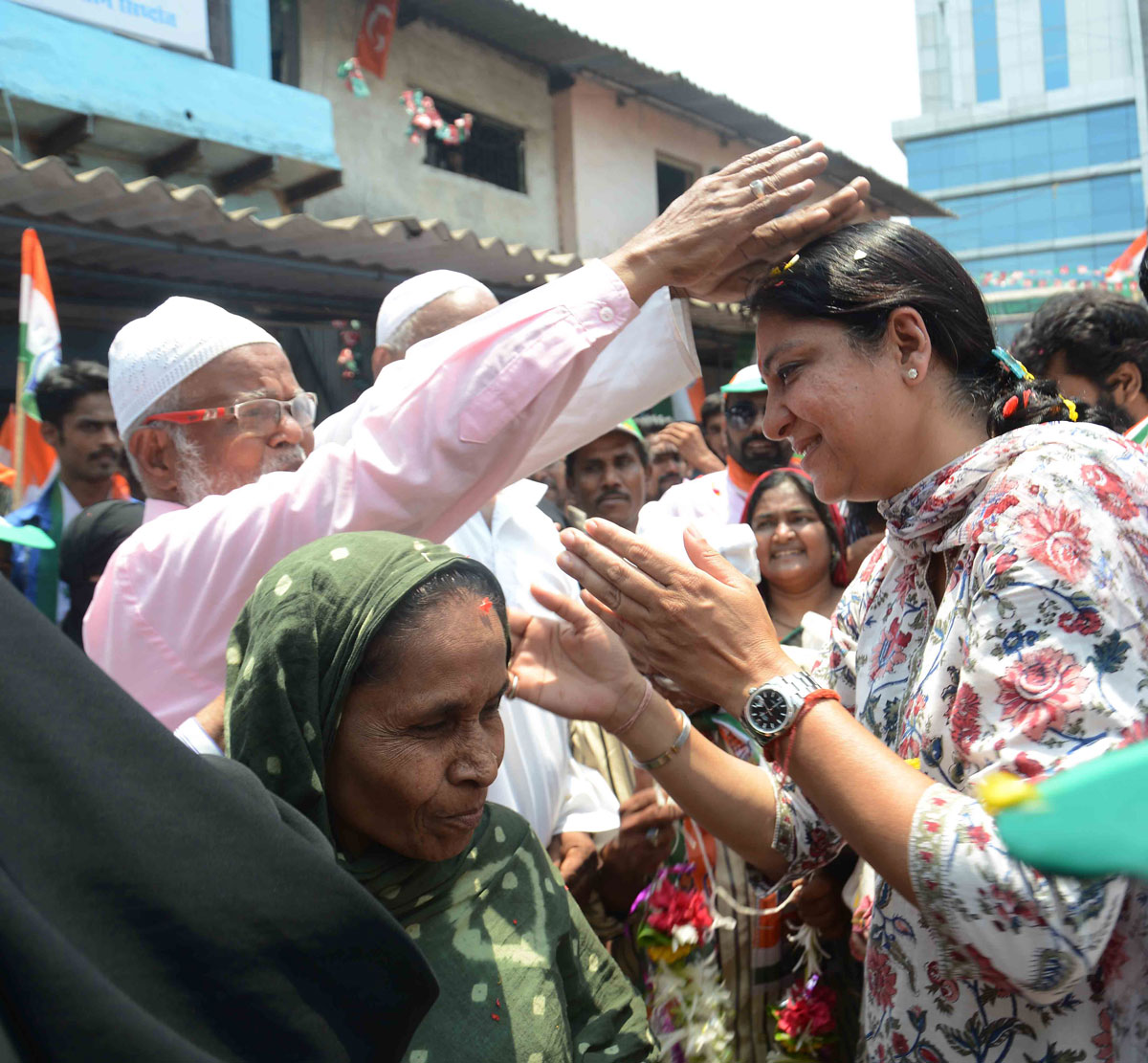 Election Campaign Rally & Padyatra of MP. Candidate Priya Dutt.