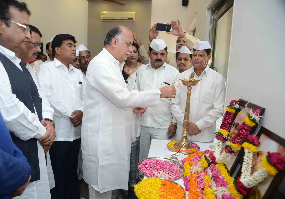 Tribute to Father of Nation Mahatma Gandhi & Late Prime Minister Lal Bahadur Shastri Birth Anniversary in Mumbai by MRCC.