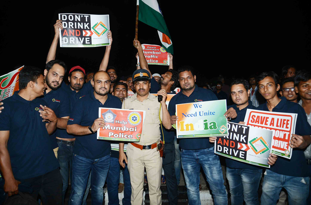 "Sahas Foundation Team's Silent Human Chain & Bike Rally'" for the awareness of Don't Drink & Drive.
