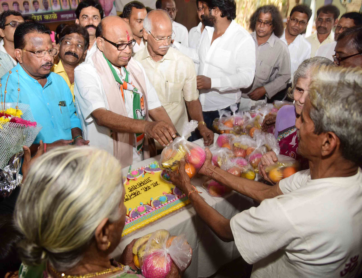 Congress Senior Leader Eknathrao Gaikwad on New Year.