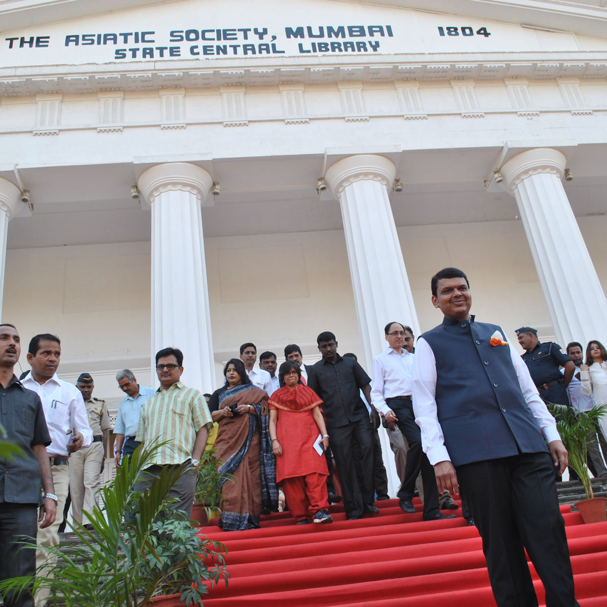 Mahatrashtra Chief Minister Devendra Fadnavis Today Inaugurated Renovated The Century Old Town Hall & Asiatic Library in Mumbai.
