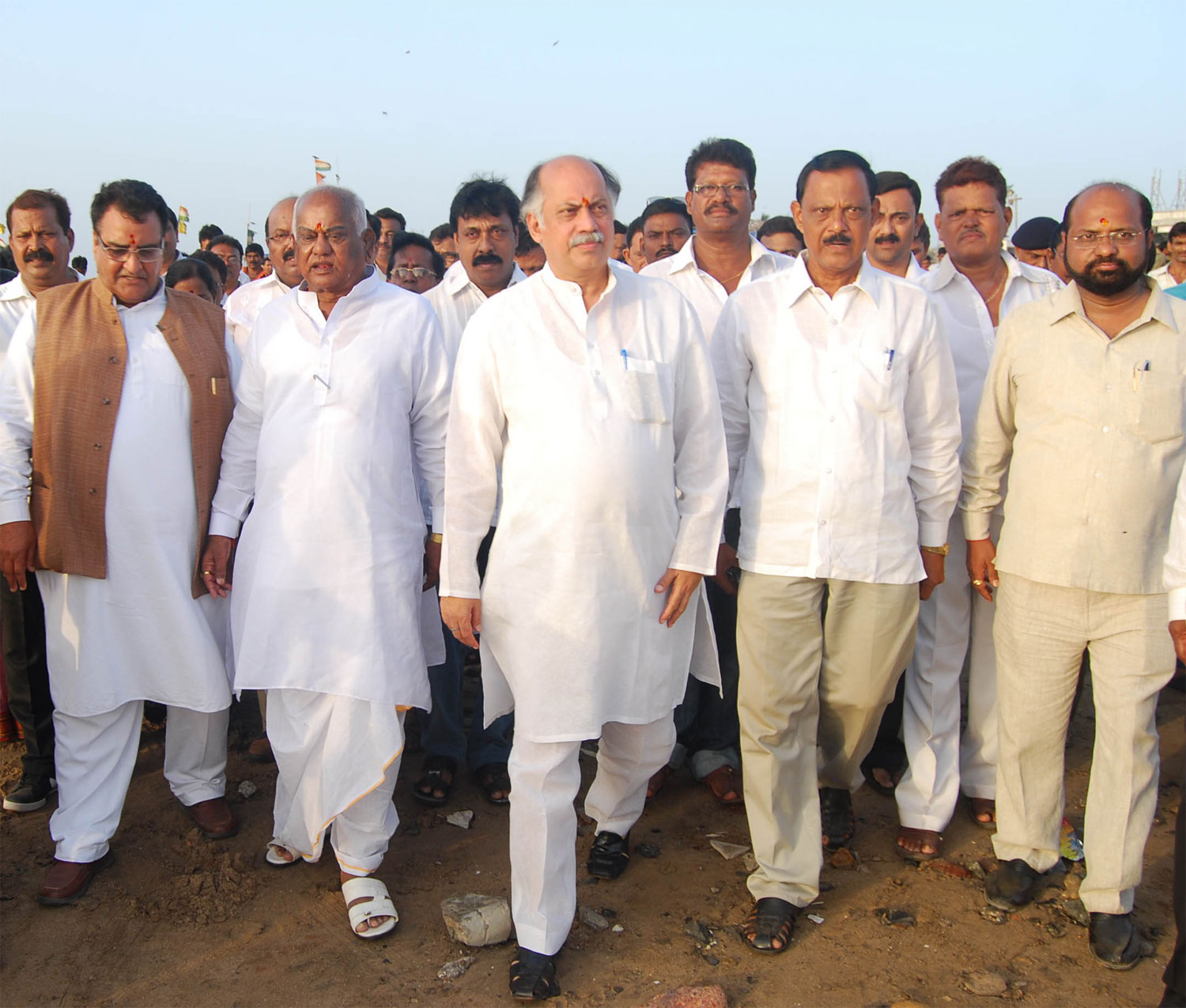 UNION MINSTER FOR STATE SHRI.GURUDAS KAMAT, MINISTER MADHUKAR CHAVAN,  AT VERSOVA ANDHERI.