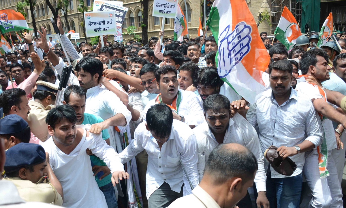 Maharashtra State Youth Congress Protest Rally from Azad Maidan to Mantralaya Mumbai.