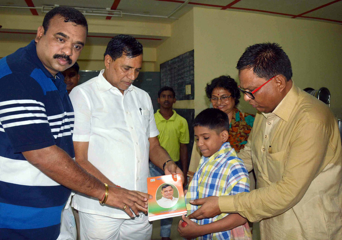 Congress Leader Former Mumbai Congress President & Ex.MLA Kripashankar Singh on his Birthday in Mumbai.
