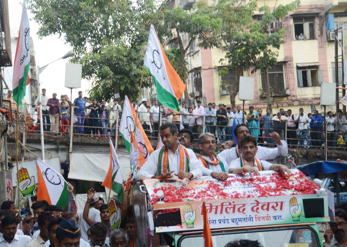South Mumbai Congress/NCP/PRP (Kawade) Republican Party of India(Democratic)Alliance MP.Candidate Milind Deora Election Campaign Rally in South Mumbai Parliamentary Constituency at Bhendi Bazaar Assembly.