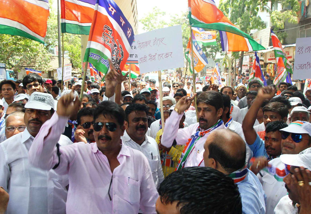 MNS Protest at Borivali against Central & State Govt.on Unfulfilled issues of Common Man.