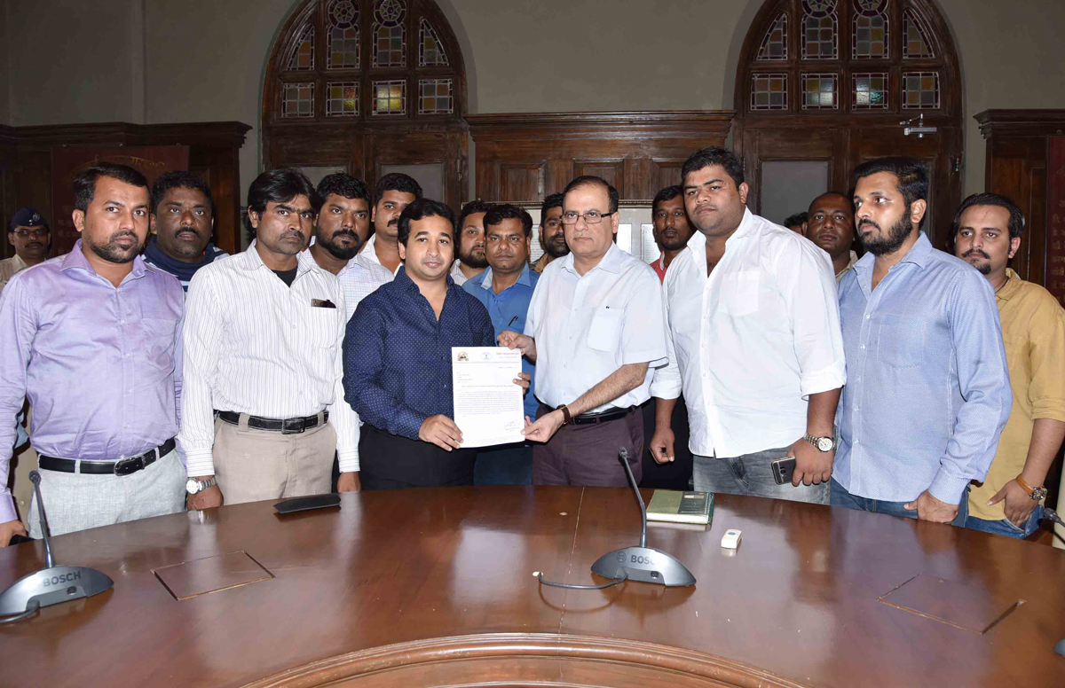 MLA Nitesh Narayanrao Rane Meets BMC Commissioner Ajoy Mehta at BMC Head Quarters CST Mumbai.