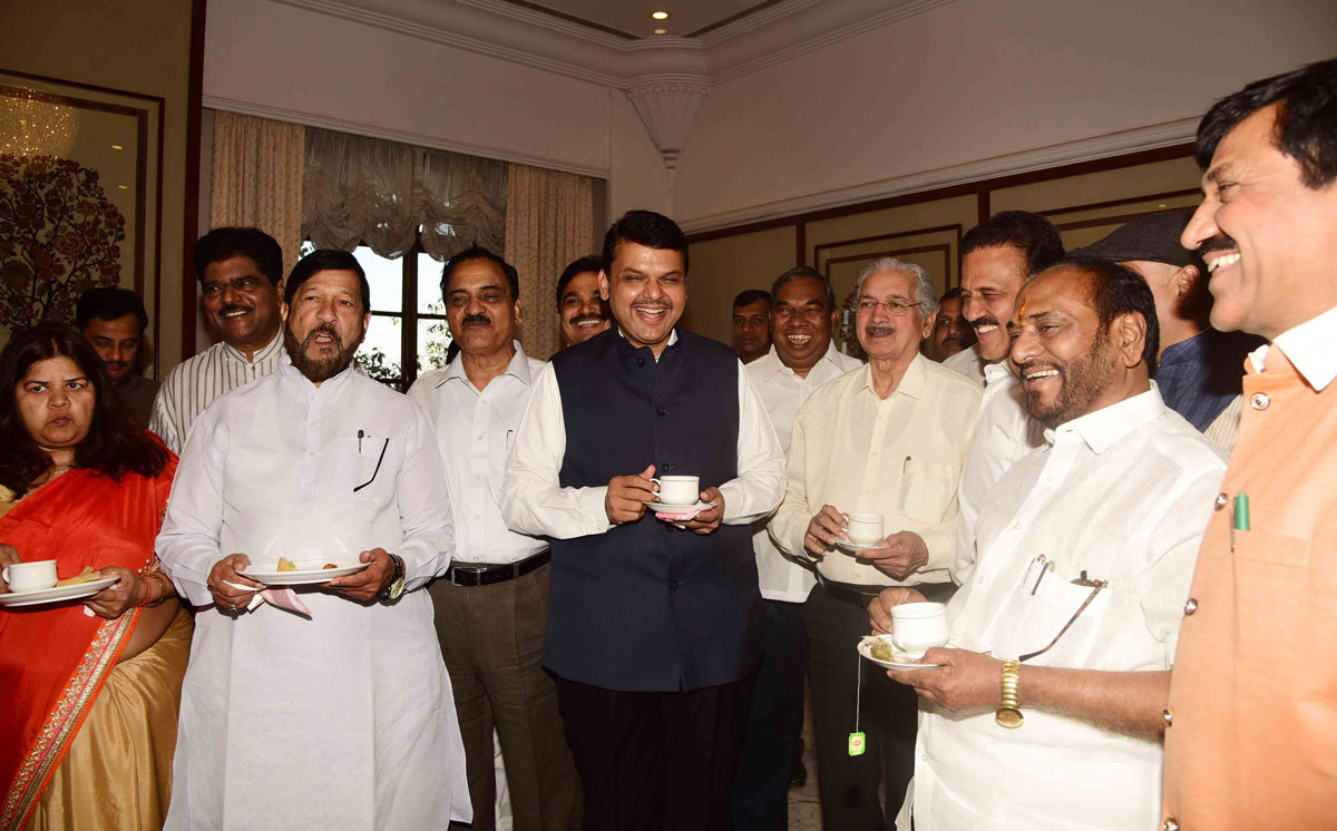 BJP & Shivsena Leaders attended Chief Minister Devendra Fadnavis Tea Party at Sahayadri.