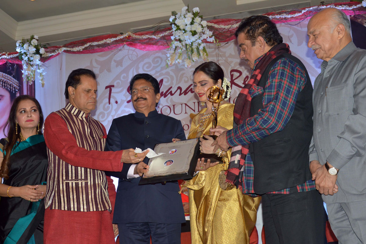 ‘Yash Chopra Award’ for actress Rekha