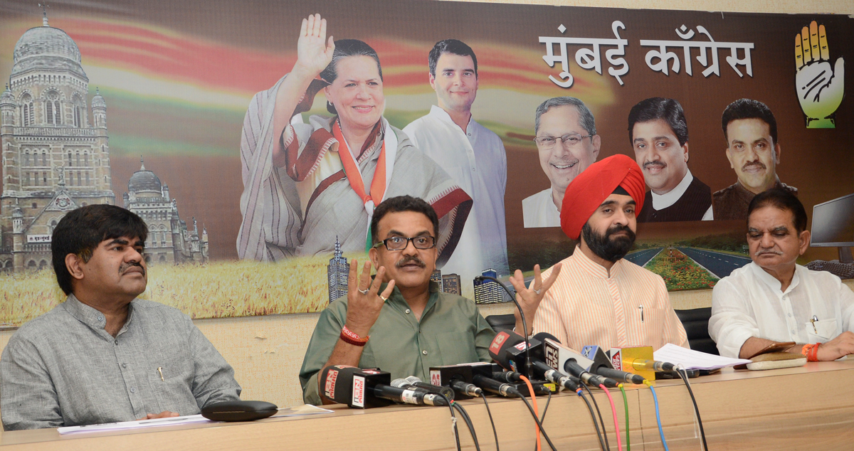 Mumbai Congress President Sanjay Nirupam Press Conference at Rajiv Gandhi Bhavan.