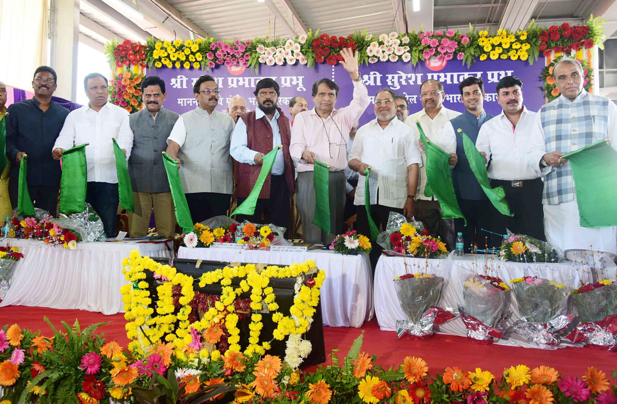 Railways various jnaugurations in Chief Presence of Railways Central Minister Suresh Prabhu & Social Justice & Empowerment MOS Ramdas Athawale at Bandra Terminus.