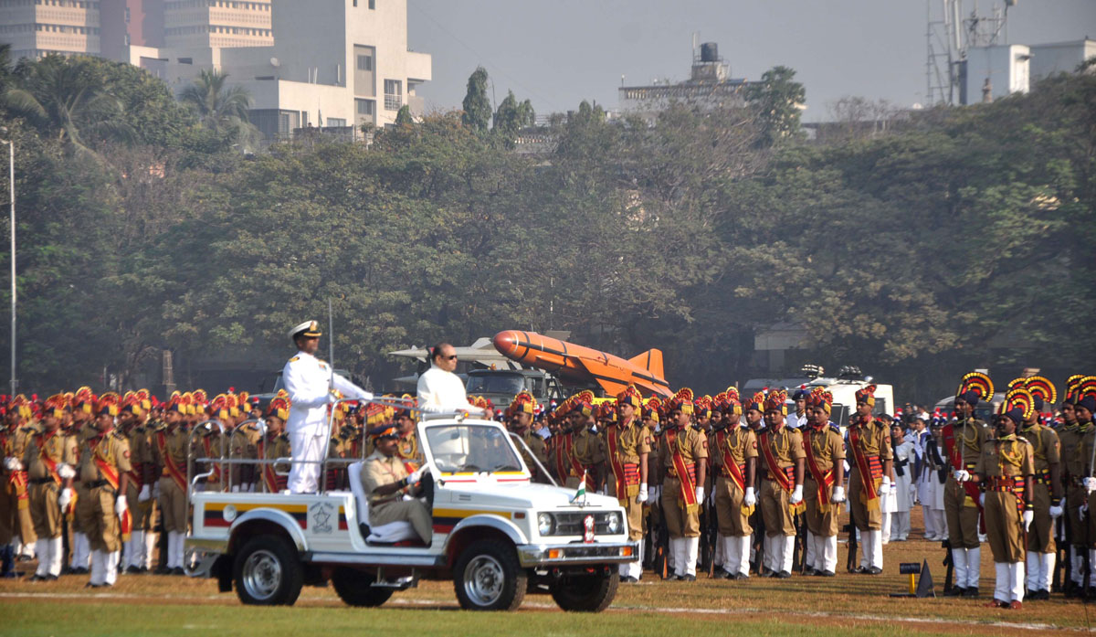 GOVERNOR K.SHANKAR NARAYANAN ON 61st REPUBLIC DAY AT DADAR SHIVAJI PARK.