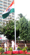 CHIEF MINISTER PRITHVIRAJ CHAVAN CELEBRATING 65th INDEPENDENCE DAY AT MANTRALAY.