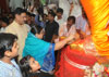 CHIEF MINISTER PRITHVIRAJ CHAVAN WITH HIS WIFE SMT.SATVASHILA CHAVAN AT LALABAUGH RAJA DARSHAN