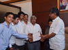NSUI MUMBAI VICE PRESIDENT VAIBHAV DHANAVDE & TEAM MEETS VICE CHANCELLOR SHRI.RAJAN VELULKAR AT MUMBAI UNIVERSITY FORT.