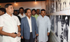 Mumbai Congress Leader's Paying Tribute & Celebrating Jayanti of to 1st Prime Minister of India Late.Panditji Jawaharlal Nehru on his Birth Anniversary at Borivali. Mumbai Congress Leader's Paying Tribute & Celebrating Jayanti of to 1st Prime Minister of India Late.Panditji Jawaharlal Nehru on his Birth Anniversary at Borivali.