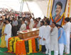TRIBUTE TO UNION MINISTER & EX.CHIEF MINISTER VILASRAO DESHMUKH ON HIS FUNERAL IN LATUR.